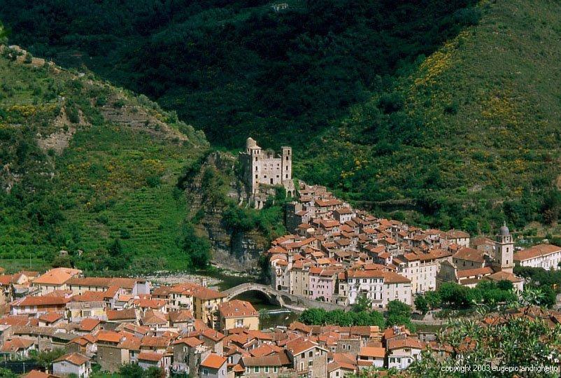 B&B Il Libro Verde Dolceacqua Exterior foto